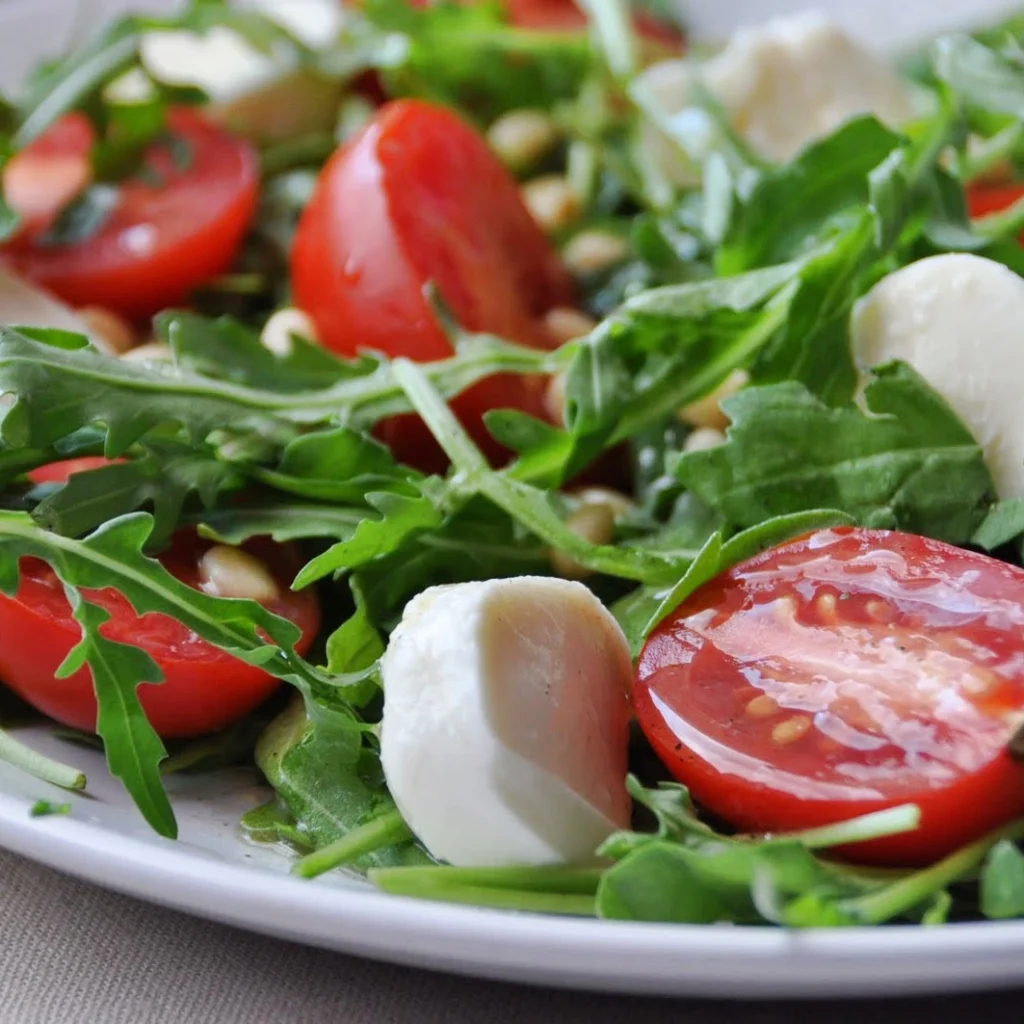 Salada Especial para o Dia das Mães - Salada Caprese com Toque Especial