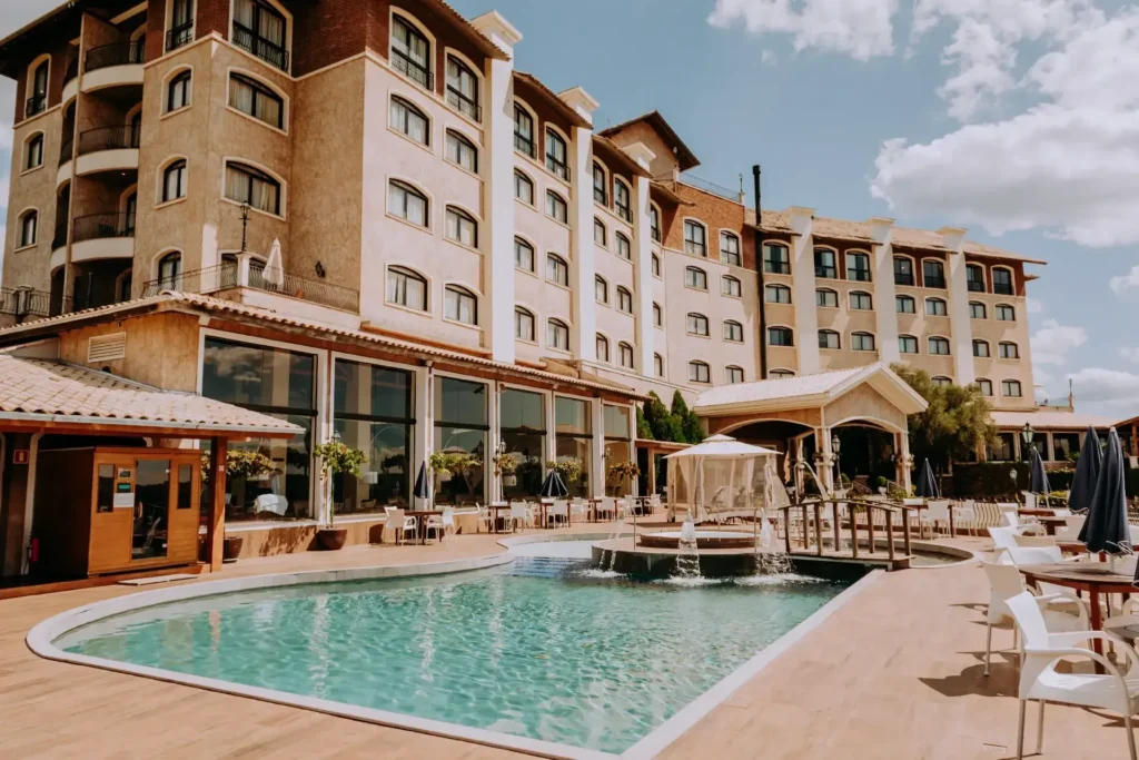 O Frio Chegou: Descubra os Melhores Destinos para Curtir a Temporada de Inverno - spa do vinho