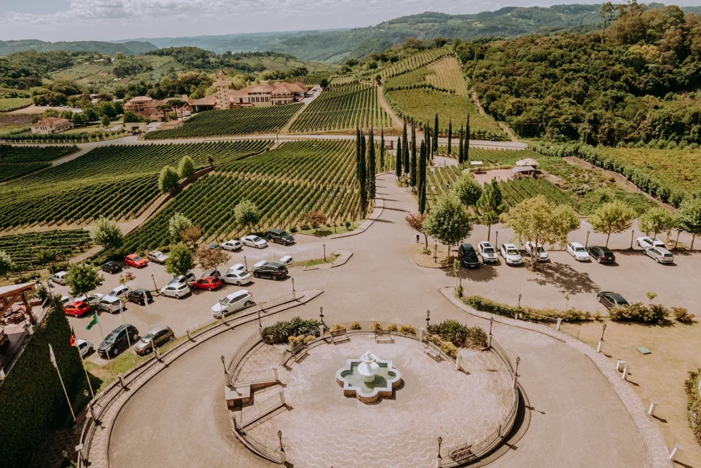 O Frio Chegou: Descubra os Melhores Destinos para Curtir a Temporada de Inverno - spa do vinho